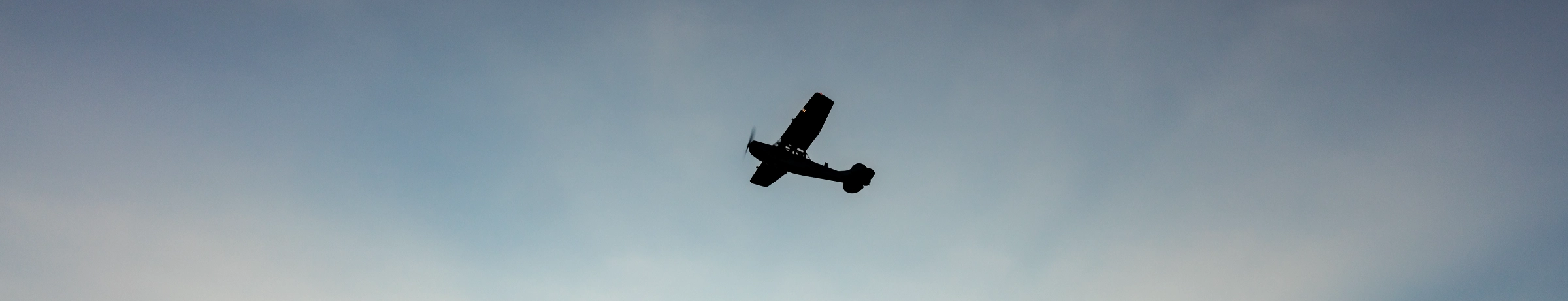 Image Gallery tec-nut.com for London Flying Lessons - Flight simulator, Free Website, No Coding Website, Pilot certification, easy website, Best Website Builder, Flight training, Simple Website, Aviation school, Tec-Nut.com Websites, Easy Website, Free Website